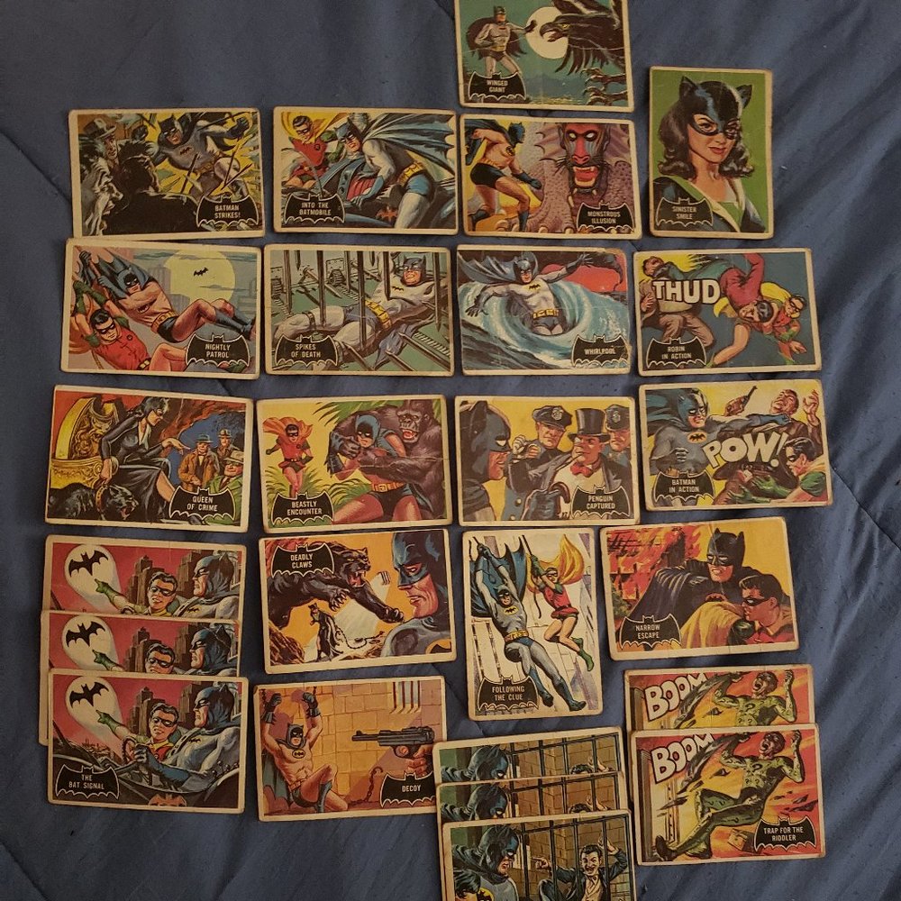 VINTAGE BATMAN TOPPS 1966 CARDS
